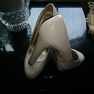 Guess High heels